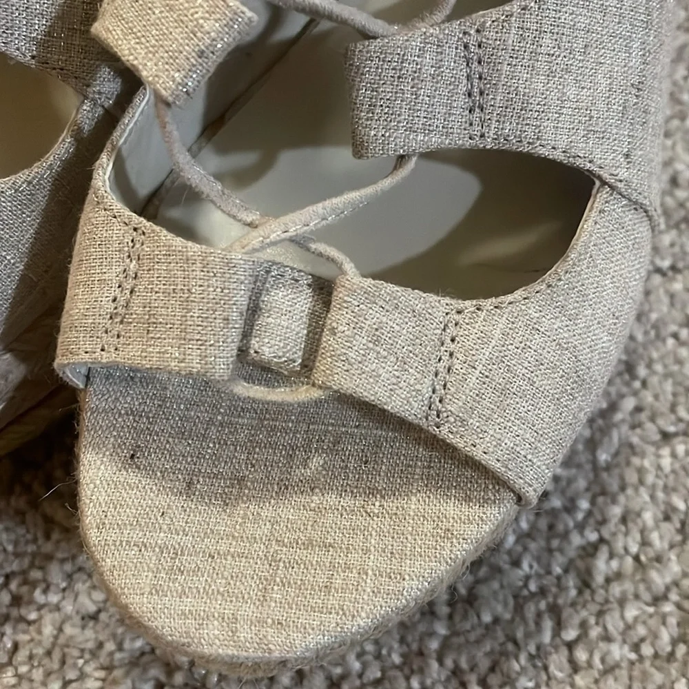 Rampage linen and silver wedge espadrilles raffia sides size 7